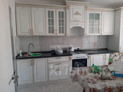 2-комнатная квартира · 60 м² · 5/6 этаж, мкр Мадениет 189 — Момышулы за 250 000 ₸ в Алматы, Алатауский р-н