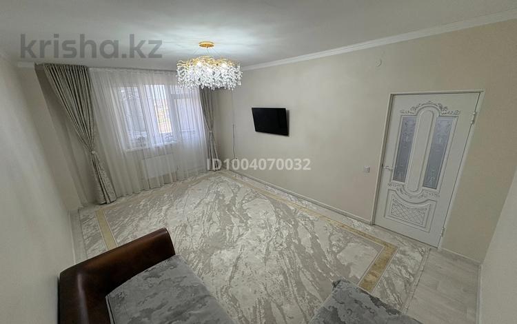 3-комнатная квартира · 82 м² · 2/5 этаж, мкр Береке 6 за 32 млн ₸ в Атырау — фото 2