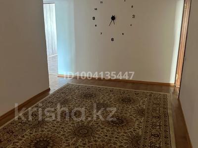 3-бөлмелі пәтер · 60 м² · 3/5 қабат, мкр Омега, Молдашева 39, бағасы: 140 000 〒 в Уральске