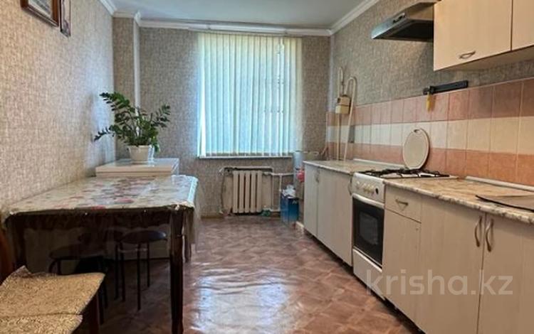 2-комнатная квартира, 70 м², 9/9 этаж, мкр 12 — ТД Аида