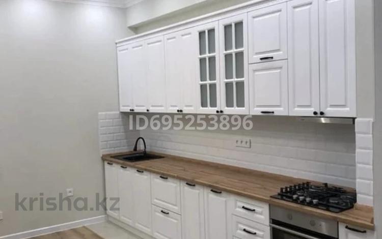 2-комнатная квартира · 78.8 м² · 8/8 этаж, 33-й мкр 3 за 31 млн ₸ в Актау — фото 2