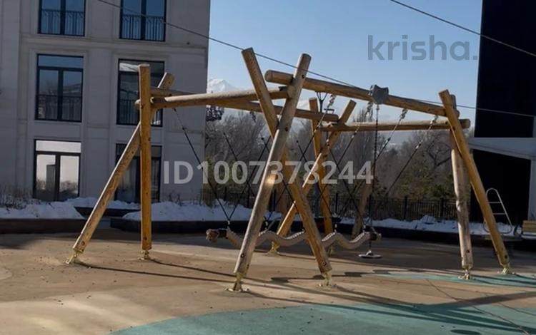 4-бөлмелі пәтер · 178.6 м² · 2/3 қабат, Ондасынова 1/1, бағасы: 250 млн ₸ в Алматы, Медеуский р-н — фото 2