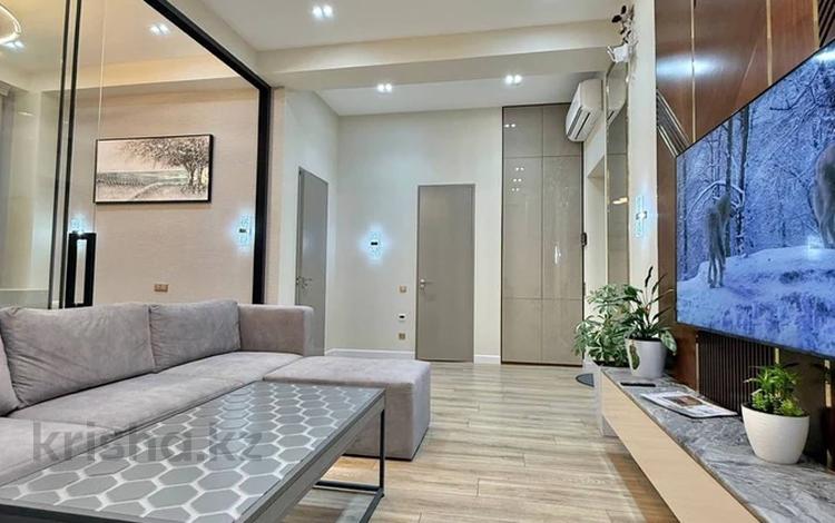 3-комнатная квартира · 90 м² · 9/16 этаж, Розыбакиева 197/2 за 580 000 ₸ в Алматы, Бостандыкский р-н — фото 2