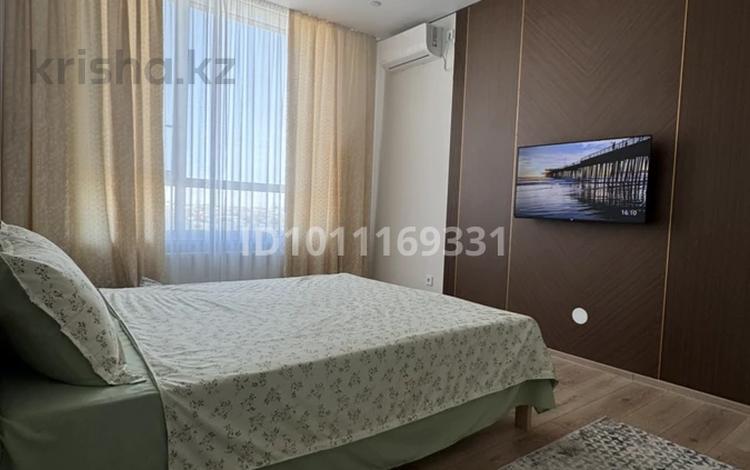 1-комнатная квартира · 41 м² · 10/12 этаж, мкр Ак Шагала, Акберен 4/1 — Рядом Парк Победы Авангард за 300 000 ₸ в Атырау — фото 9