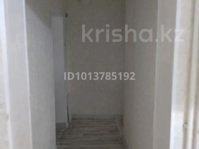 2-комнатная квартира · 55.9 м² · 2/5 этаж, Самал ш/а 20 — Дом на против на дк мунайшы и на каспи банк за 12 млн ₸ в Жанаозен