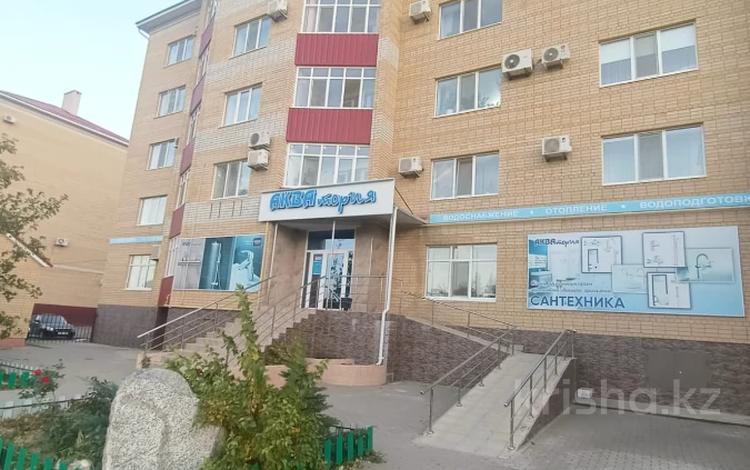 4-бөлмелі пәтер, 140 м², 1/5 қабат, мкр. Алтын орда 17В, бағасы: 53.5 млн 〒 в Актобе, мкр. Алтын орда — фото 2