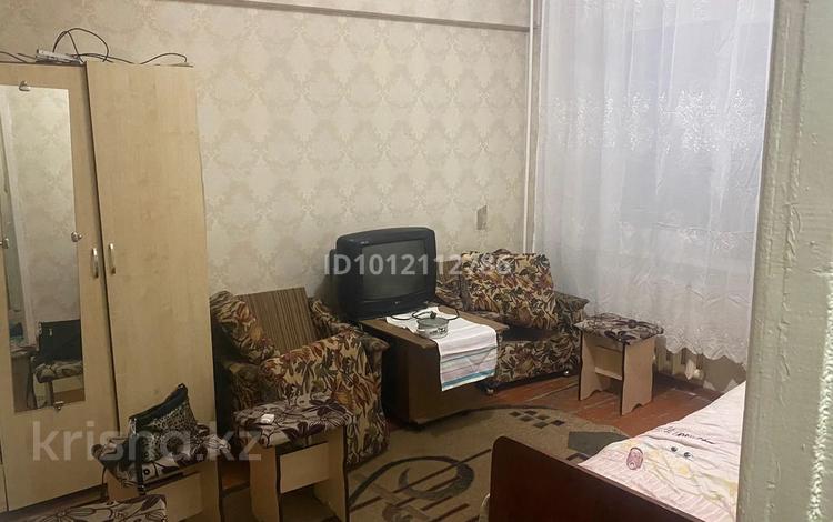 1-бөлмелі пәтер · 30 м² · 1/5 қабат, Байзак Батыра 203А, бағасы: 7 млн ₸ в Таразе — фото 2