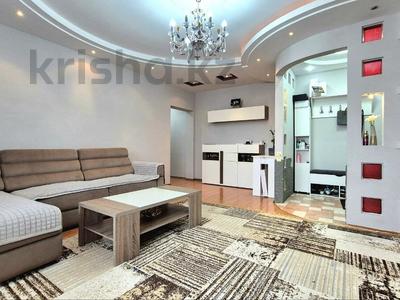 3-комнатная квартира · 63 м² · 8/9 этаж, мкр Самал-2 50 за 70 млн ₸ в Алматы, Медеуский р-н