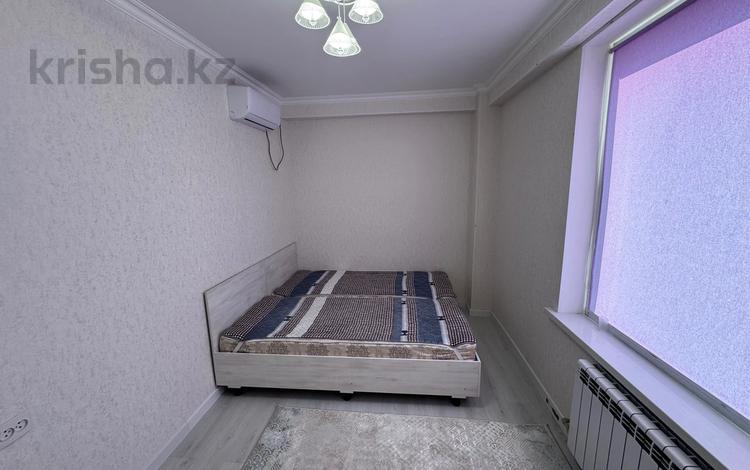 3-комнатная квартира, 100 м², 3/12 этаж помесячно, Назарбекова 29/4 — Аргынбекова