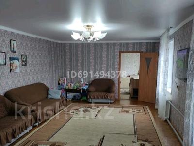 2-комнатный дом помесячно, 75 м², Шевцовой 112 — Мамыр за 120 000 〒 в Кокшетау