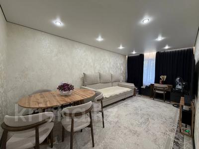 2-бөлмелі пәтер · 44 м² · 2/5 қабат, Б.Момышулы 1, бағасы: 15.3 млн ₸ в Аксу