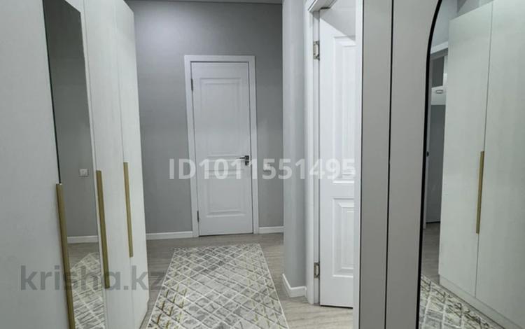 3-бөлмелі пәтер · 102 м² · 7/16 қабат, мкр Сайран, Утеген батыра — ТРЦ Гранд парк, Мкр Сайран автовокзал, Утеген батыр, Гранд парк, ЖК Everest, Толе би, Тастак, Хак клиникс, бағасы: 38 000 ₸ в Алматы, Ауэзовский р-н — фото 2