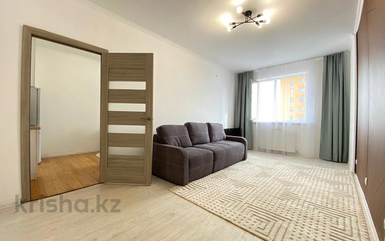 2-комнатная квартира · 39 м² · 18/22 этаж, Роза Багланова 2 за 26 млн ₸ в Астане, Нура р-н — фото 2