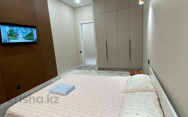 1-комнатная квартира · 50 м² · 4/10 этаж, Байтерекова 2б за 15 000 ₸ в Шымкенте — фото 2