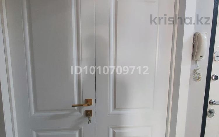2-комнатная квартира · 52 м² · 5/5 этаж, мкр Аса 15 за 100 000 ₸ в Таразе — фото 10