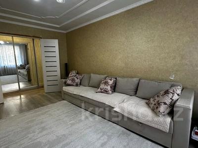 3-бөлмелі пәтер · 68 м² · 1/5 қабат, Куйши дина 8, бағасы: 300 000 ₸ в Астане, Алматы р-н