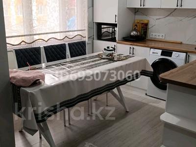 1-комнатная квартира, 47 м², 7/9 этаж, Райымбек Батыра 285 — Магнум Думан за 28 млн 〒 в 