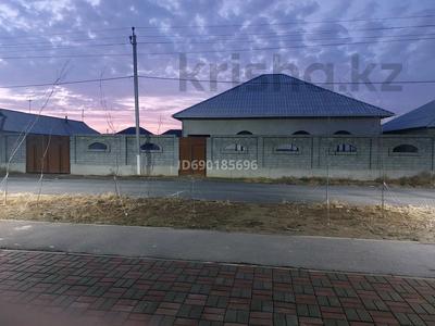 Отдельный дом • 6 комнат • 200 м² • 10 сот., Баялиев 80 за 40 млн 〒 в Туркестане