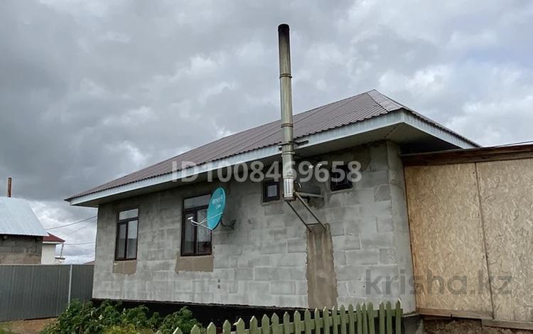 Отдельный дом · 4 комнаты · 70 м² · 10 сот., Айтеке би 7 — Стомотология 'Мейірім' за 25 млн 〒 в Караоткеле — фото 2