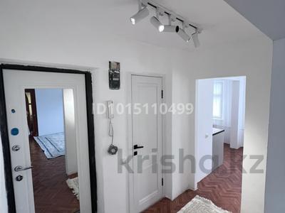 4-комнатная квартира · 60 м² · 5/5 этаж, Курмангазы 10 за 17 млн ₸ в Атырау, мкр Авангард-2