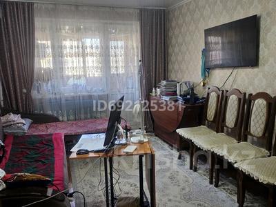 2-комнатная квартира, 44 м², 2/5 этаж, Сатпаева 9 — Омарова-Сатпаева за 13.5 млн 〒 в Жезказгане