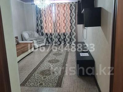 3-бөлмелі пәтер · 70 м² · 1/5 қабат, Абая 27, бағасы: 30 000 ₸ в Балхаше