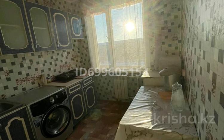 3-комнатная квартира · 47.5 м² · 5/5 этаж, 1 а МКР 9 — Школа 6 за 9 млн ₸ в Сарани — фото 2
