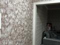 2-бөлмелі пәтер · 43 м² · 3/5 қабат, Строителей 42/1 — Рядом ресторан Астра Дастрахан, бағасы: 9 млн ₸ в Темиртау — фото 5