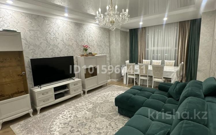 3-бөлмелі пәтер · 107 м² · 7/9 қабат, Юго-Восток ш/а., Республика 42, бағасы: 450 000 ₸ в Караганде, Казыбек би р-н — фото 2