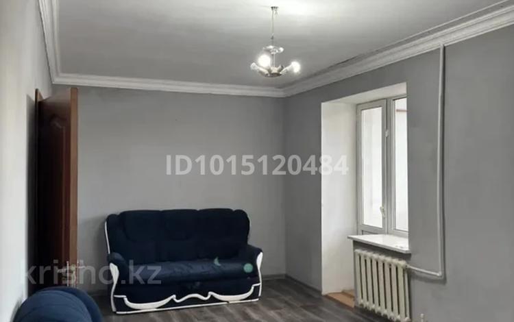 4-бөлмелі пәтер · 100 м² · 4/5 қабат, Ермекова 81, бағасы: 150 000 ₸ в Караганде, Казыбек би р-н — фото 2