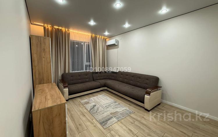 1-бөлмелі пәтер · 42.6 м² · 13/14 қабат, 189 квартал уч. 25/1, бағасы: 23.5 млн ₸ в Шымкенте, Абайский р-н — фото 2