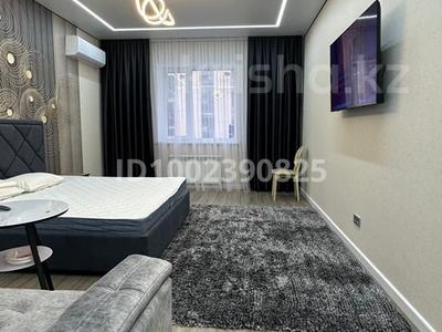 2-бөлмелі пәтер · 86 м² · 8/10 қабат, мкр 12 15д — Рядом мечеть Нургасыр, бағасы: 37 000 〒 в Актобе