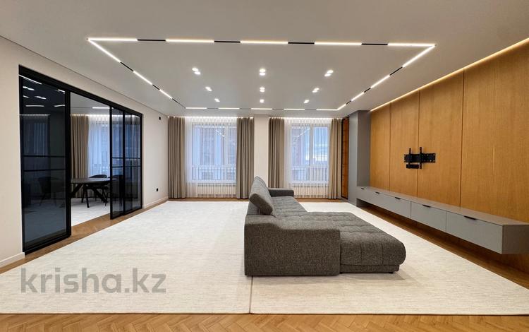 4-комнатная квартира · 220 м² · 8/9 этаж, Туран 5/7 за 249 млн 〒 в Астане, Нура р-н — фото 9