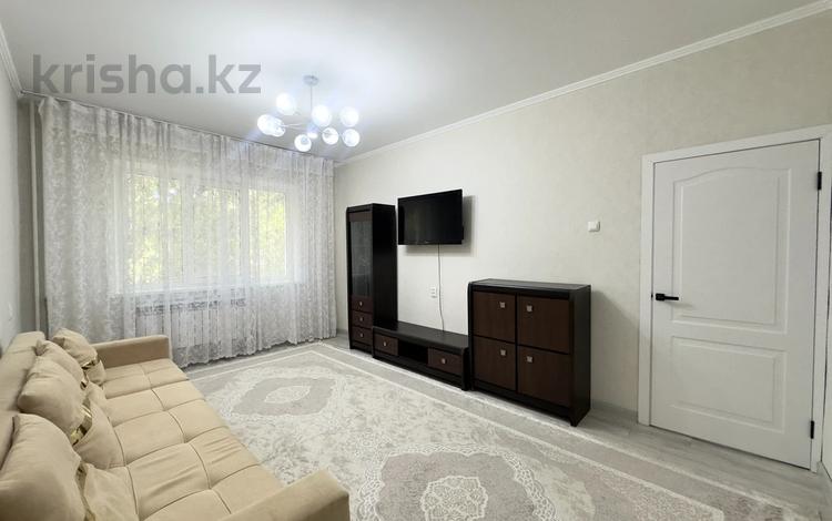 2-бөлмелі пәтер · 57.3 м² · 2/9 қабат, мкр Аксай-4, бағасы: 42 млн ₸ в Алматы, Ауэзовский р-н — фото 2