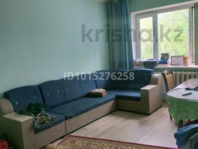 3-бөлмелі пәтер · 68 м² · 2/5 қабат, Азербаева, бағасы: 200 000 ₸ в Боралдае (Бурундай), мкр Водник-3