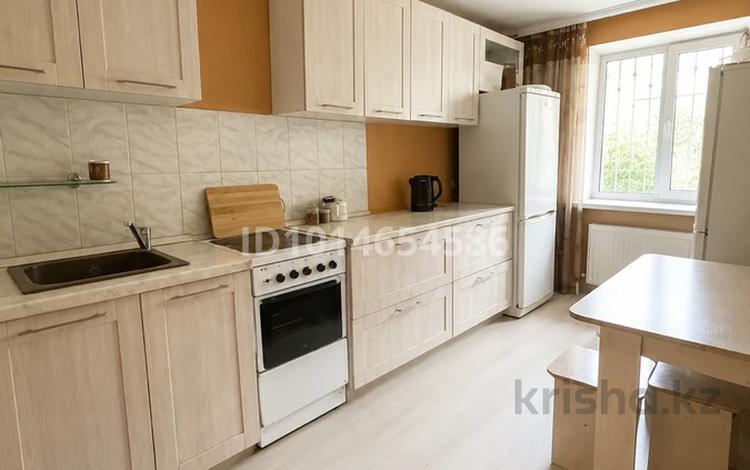 2-комнатная квартира · 56 м² · 1/5 этаж, Азербаева 12 за 26 млн ₸ в Астане, Сарайшык р-н — фото 2