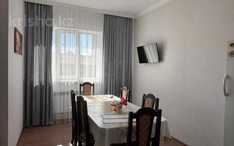 Отдельный дом · 4 комнаты · 130 м² · 5 сот., мкр Старый Аэропорт, Карачаганакская — Тауелсиздик за 52 млн ₸ в Уральске — фото 2