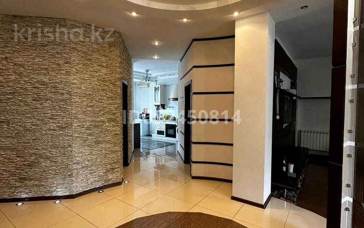 3-бөлмелі пәтер · 134.6 м² · 8/10 қабат, мкр Керемет 7 корп.44, бағасы: 125 млн ₸ в Алматы, Бостандыкский р-н — фото 2