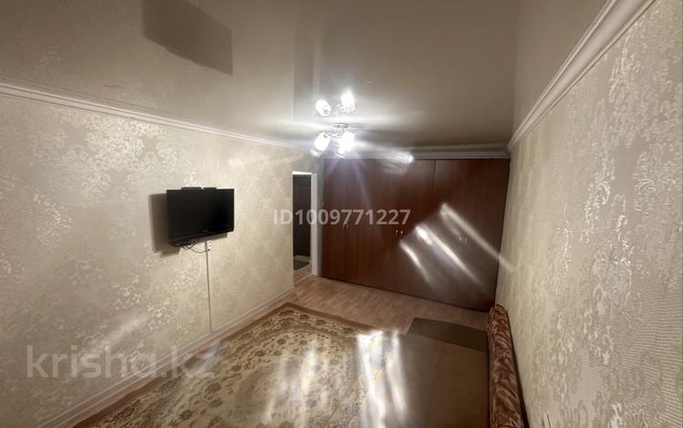1-комнатная квартира · 30 м² · 4/5 этаж, мкр Шанхай, Сатпаева 5/1 42 за 100 000 ₸ в Актобе — фото 2