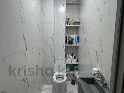 3-бөлмелі пәтер · 90 м² · 4/5 қабат, Самал 33а, бағасы: 40 млн ₸ в Талдыкоргане, мкр Самал