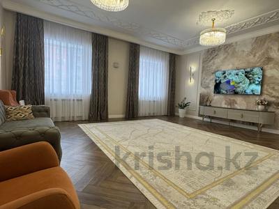 4-комнатная квартира · 153.5 м² · 1/5 этаж, Алтын Орда 52г за 77 млн 〒 в Актобе