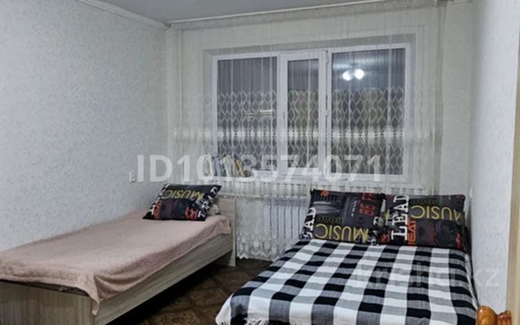 2 комнаты · 70 м² · 7/9 этаж, мкр Юго-Восток, Сатыбалдина за 60 000 ₸ в Караганде, Казыбек би р-н — фото 4