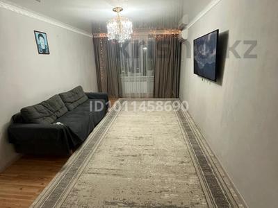 2-бөлмелі пәтер · 76 м² · 8/9 қабат, мкр 12, Бокенбай батыр 22, бағасы: 21 млн ₸ в Актобе