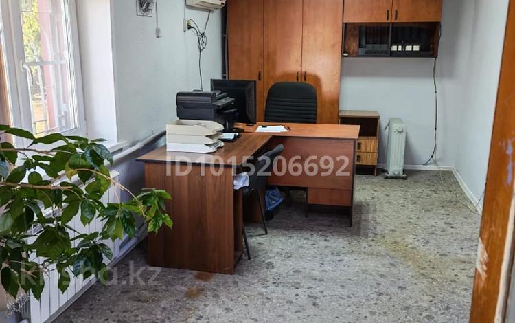 Офисы · 110 м² за 297 000 ₸ в Усть-Каменогорске, Ульбинский — фото 5