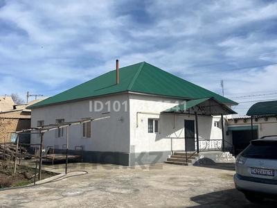 Жеке үй · 8 бөлме · 150 м² · 10 сот., Казакстан 1 — Арыс каласы Стадион мкр коше Мадалиев, бағасы: 20 млн ₸ в Арыси