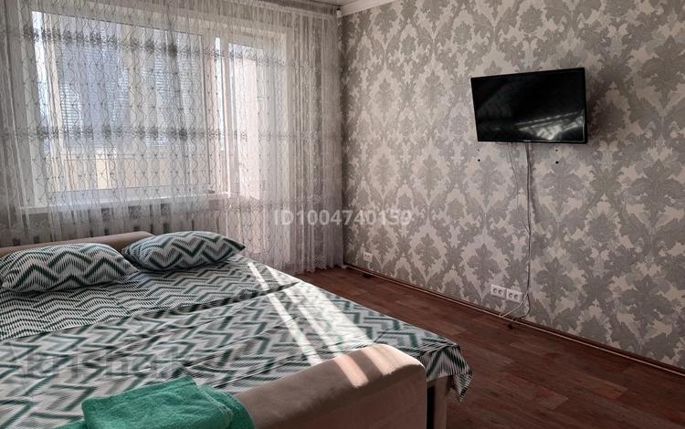 1-бөлмелі пәтер · 40 м² · 8/9 қабат, Каирбаева 104 — Мечеть, Тагам, Артур, Тулпар, Нептун, Набережная, бағасы: 3 000 〒 в Павлодаре — фото 2