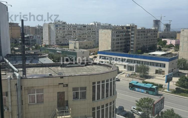 2-комнатная квартира · 51 м² · 8/9 этаж, 6-й мкр 38 за 130 000 ₸ в Актау — фото 2
