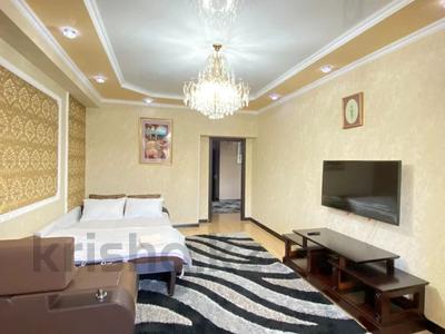 3-комнатная квартира, 105 м², 3/16 этаж помесячно, Алишера Навои 208/6 за 450 000 〒 в Алматы, Ауэзовский р-н