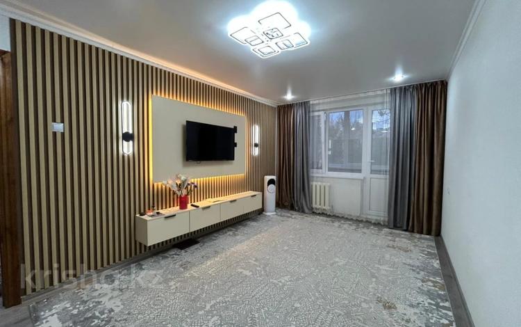 3-комнатная квартира · 63.1 м² · 4/5 этаж, Ихсанова за 23.2 млн 〒 в Уральске — фото 2