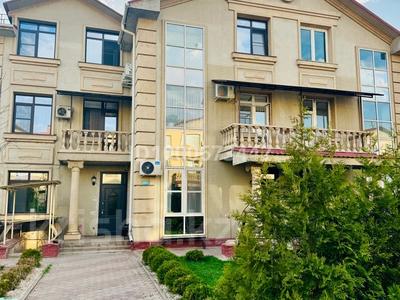 3-комнатная квартира · 150 м² · 1/3 этаж, мкр Таусамалы, Таусамалы, 6 линия 201 — Шаляпина - Ашимова за 115 млн ₸ в Алматы, Наурызбайский р-н